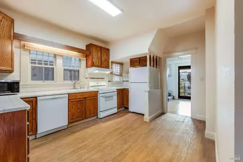 701 El Dorado St, Vallejo, CA 94590 photo 12