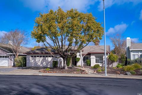 649 Leafhaven Ln, Windsor, CA 95492 photo 2