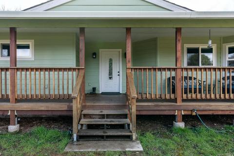 10781 West Rd, Redwood Valley, CA 95470