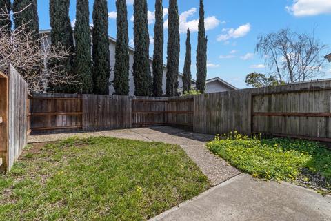 1752 Stuart Ct, Benicia, CA 94510 photo 23