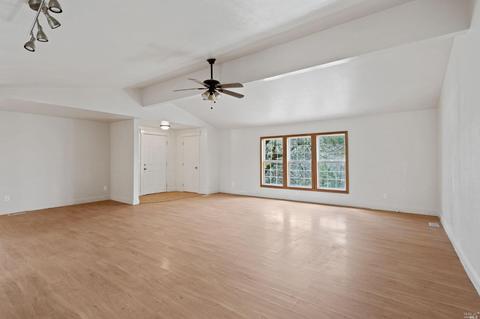 18450 Walker Rd, Willits, CA 95490 photo 5