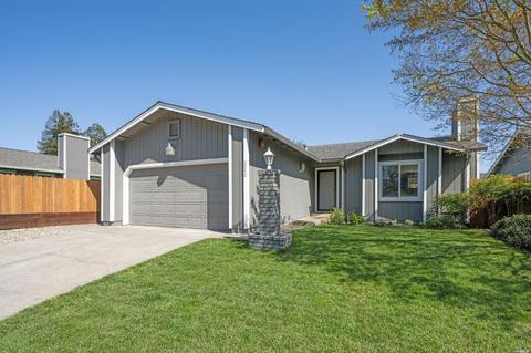 2040 Wildwood Ct, Napa, CA 94559