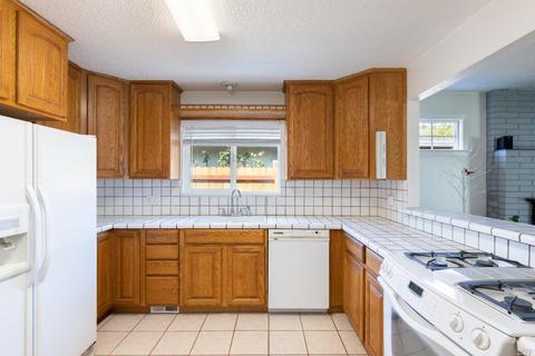 24 Fairview Ct, Ukiah, CA 95482 photo 13