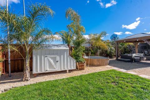 1332 Mcgregor Ave, Petaluma, CA 94954 photo 30