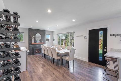 1332 Mcgregor Ave, Petaluma, CA 94954 photo 5
