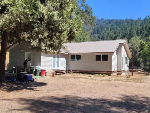 30000 N 101 Hwy, Willits, CA 95490