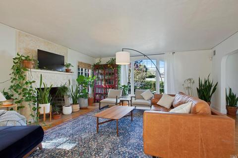 515 Pine St, Sausalito, CA 94965 photo 2