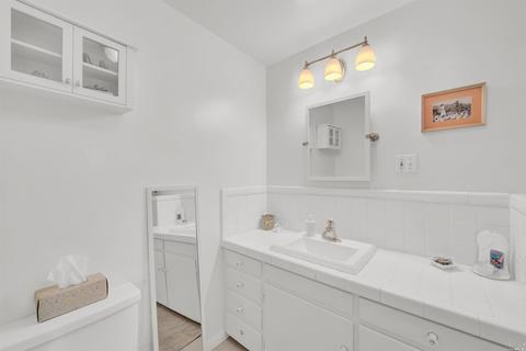 1517 E St, Napa, CA 94559 photo 23