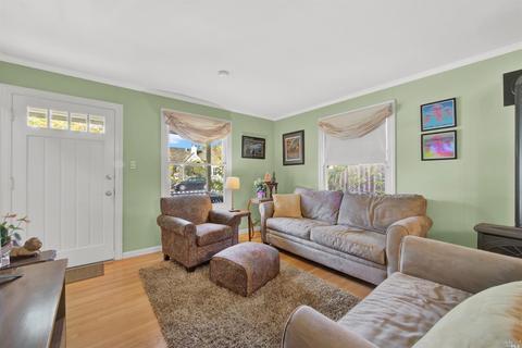 1517 E St, Napa, CA 94559 photo 9