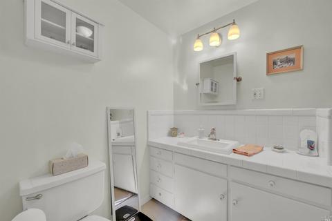 1517 E St, Napa, CA 94559 photo 20