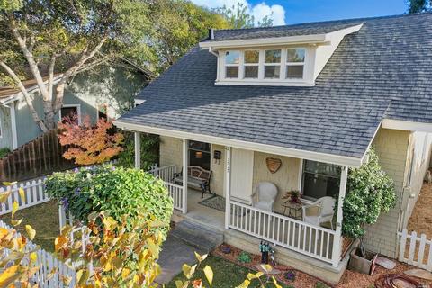 1517 E St, Napa, CA 94559 photo 3