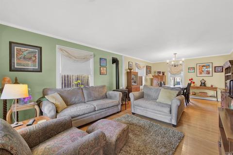 1517 E St, Napa, CA 94559 photo 8