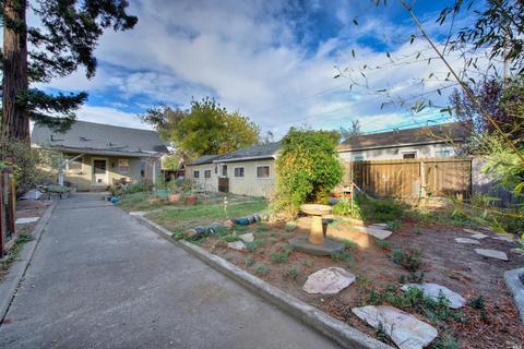 1517 E St, Napa, CA 94559 photo 32