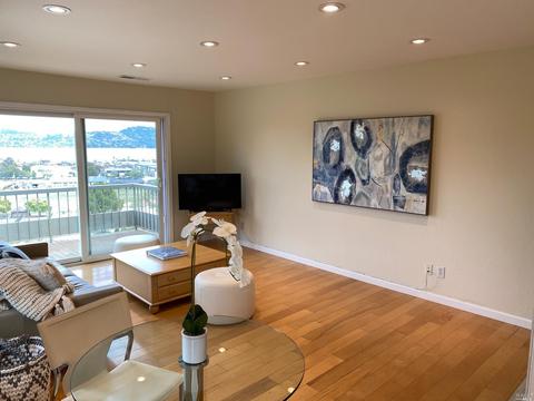 136 Lower Anchorage Rd, Sausalito, CA 94965 photo 3