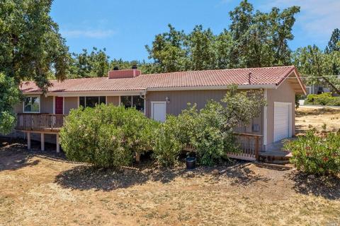 5552 Chinook Dr, Kelseyville, CA 95451