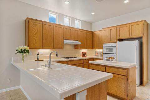 1231 Eagle Dr, Windsor, CA 95492 photo 10