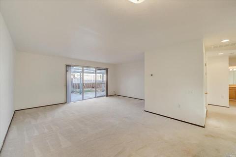 125 Sequoia Dr, Vacaville, CA 95687 photo 12
