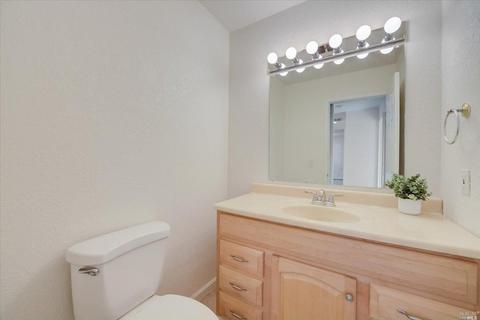 125 Sequoia Dr, Vacaville, CA 95687 photo 21