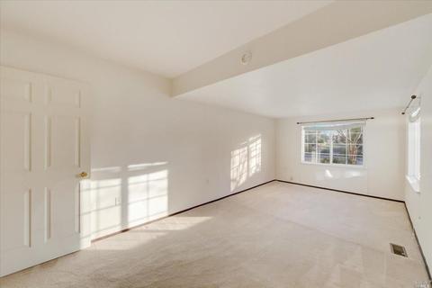 125 Sequoia Dr, Vacaville, CA 95687 photo 19