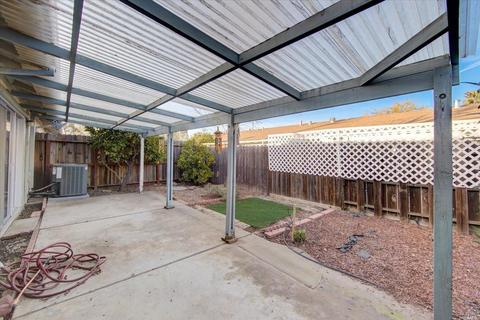 125 Sequoia Dr, Vacaville, CA 95687 photo 29