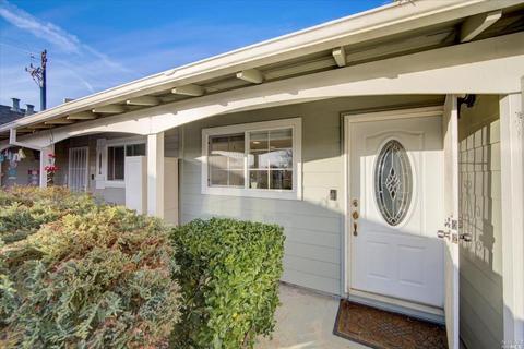 125 Sequoia Dr, Vacaville, CA 95687 photo 7