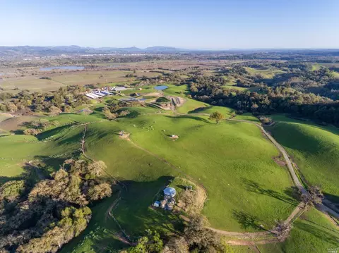 5285 Westside Rd, Healdsburg, CA 95448 photo 2