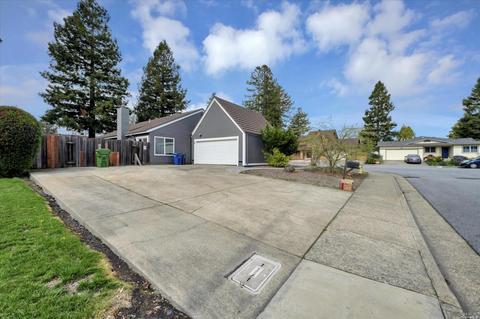 349 Bond Ave, Petaluma, CA 94954 photo 31