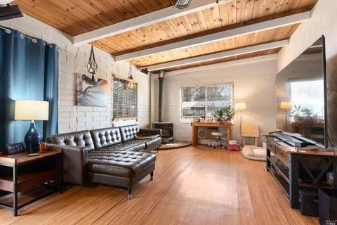 383 Spruce St, Willits, CA 95490