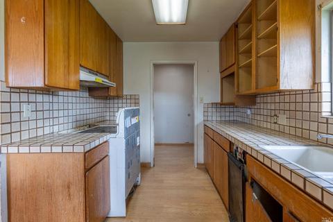99 Echo Valley Rd #B, Salinas, CA 93907 photo 7