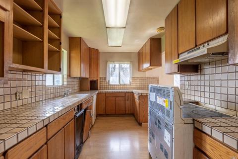 99 Echo Valley Rd #B, Salinas, CA 93907 photo 9