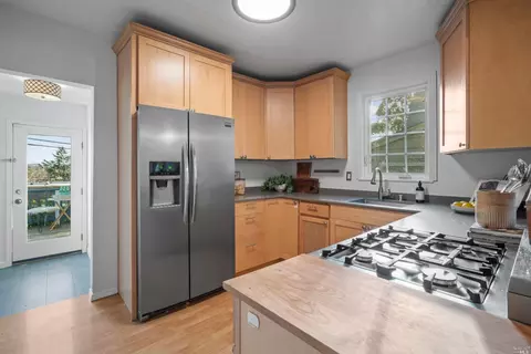 719 Pennsylvania St, Vallejo, CA 94590 photo 18