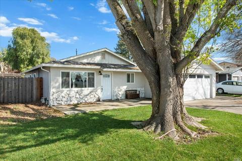 426 Hamilton Dr, Fairfield, CA 94533 photo 4