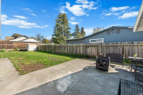 426 Hamilton Dr, Fairfield, CA 94533 photo 32