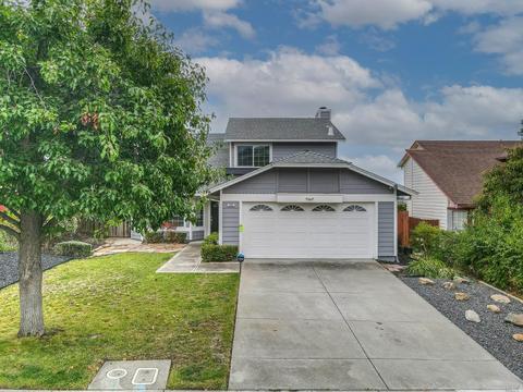 225 Cimarron Dr, Vallejo, CA 94589 photo 2