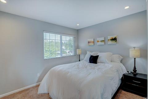 225 Cimarron Dr, Vallejo, CA 94589 photo 17