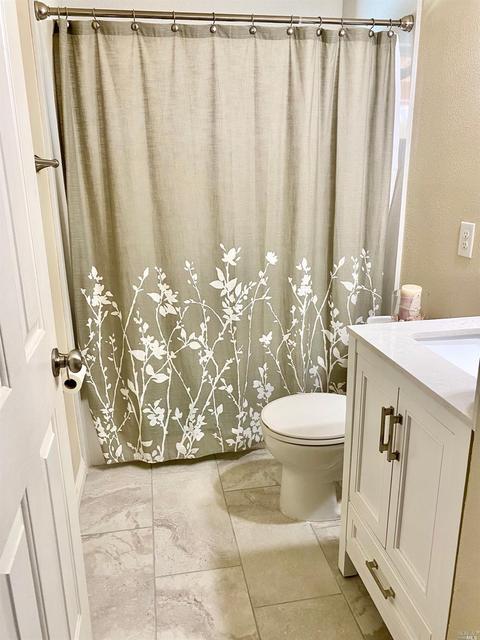 396 E Pacific Ave, Fairfield, CA 94533 photo 8