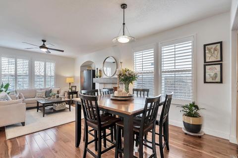 693 Decanter Cir, Windsor, CA 95492 photo 12