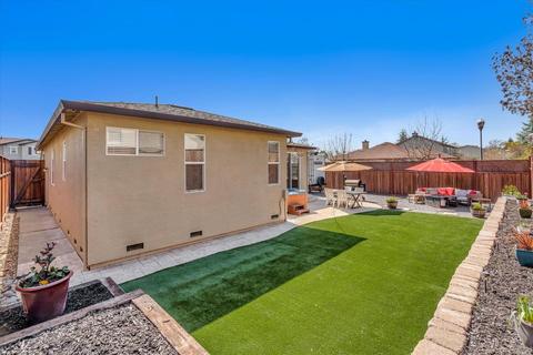 198 Decanter Cir, Windsor, CA 95492 photo 9