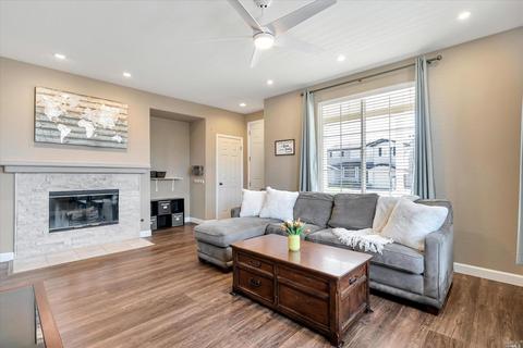 198 Decanter Cir, Windsor, CA 95492 photo 13