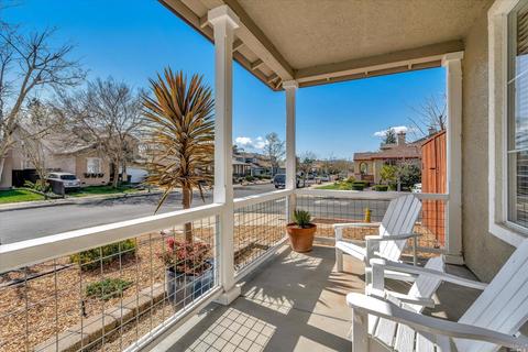 198 Decanter Cir, Windsor, CA 95492 photo 4