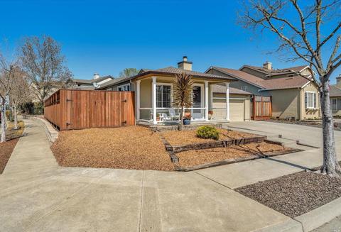 198 Decanter Cir, Windsor, CA 95492 photo 1