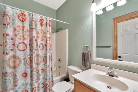 198 Decanter Cir, Windsor, CA 95492 photo 28