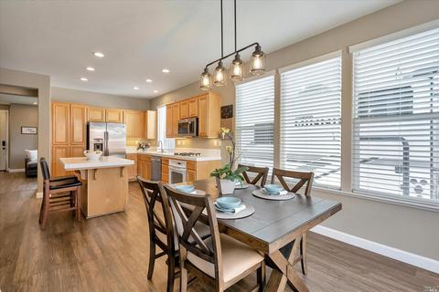 198 Decanter Cir, Windsor, CA 95492 photo 19