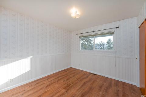 625 Watson Rd, Ukiah, CA 95482 photo 14