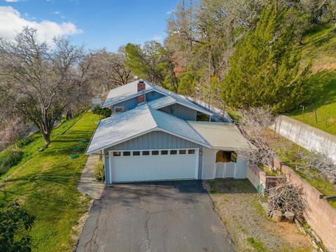 625 Watson Rd, Ukiah, CA 95482 photo 2