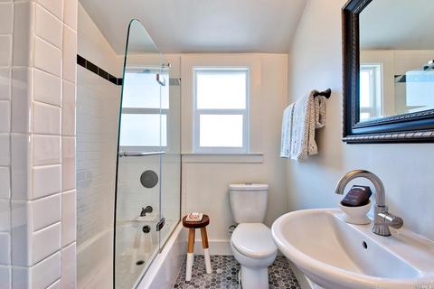 3923 Ruby St, Oakland, CA 94609 photo 26