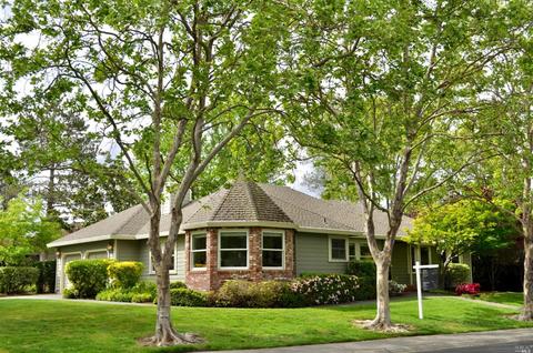 8956 Lakewood Dr, Windsor, CA 95492