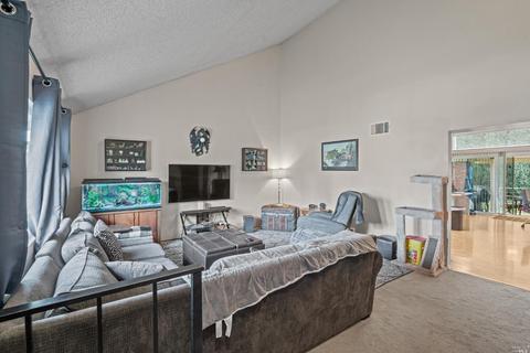 1707 Catlin Dr, Fairfield, CA 94533 photo 3