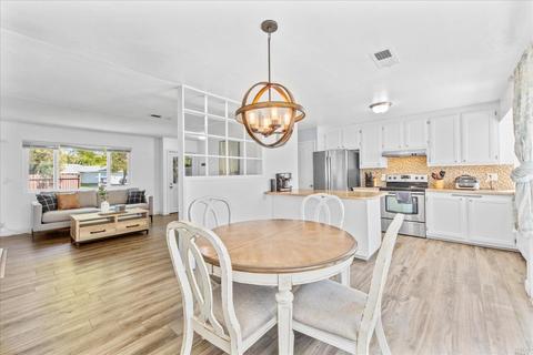 1215 Mallard Ct, Fairfield, CA 94533 photo 12