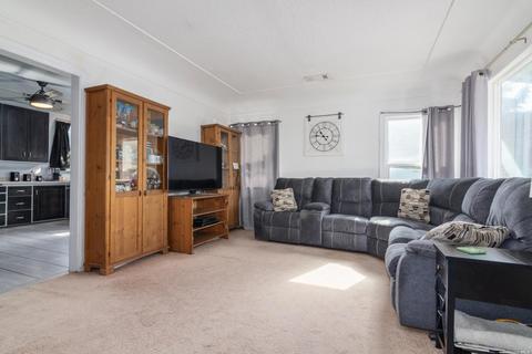 210 Hampshire St, Vallejo, CA 94590 photo 3